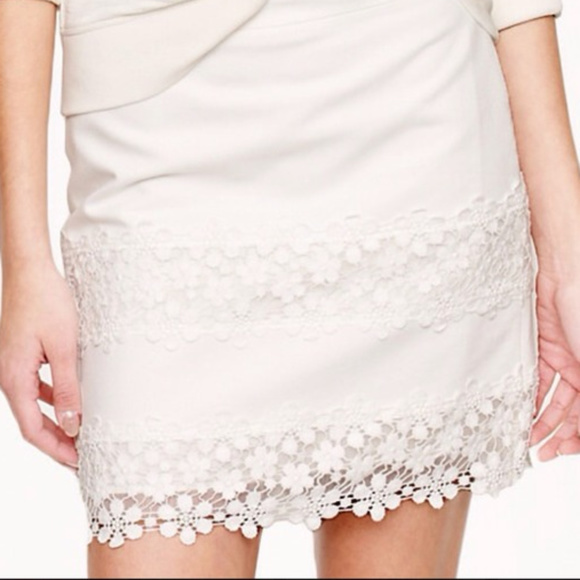 J. Crew White Daisy Lace Mini Skirt Size 6 - Picture 1 of 5